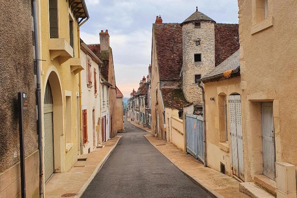 Larbrenville Gites Citadins En Centre-Ville Historique La Charité-sur-Loire Buitenkant foto